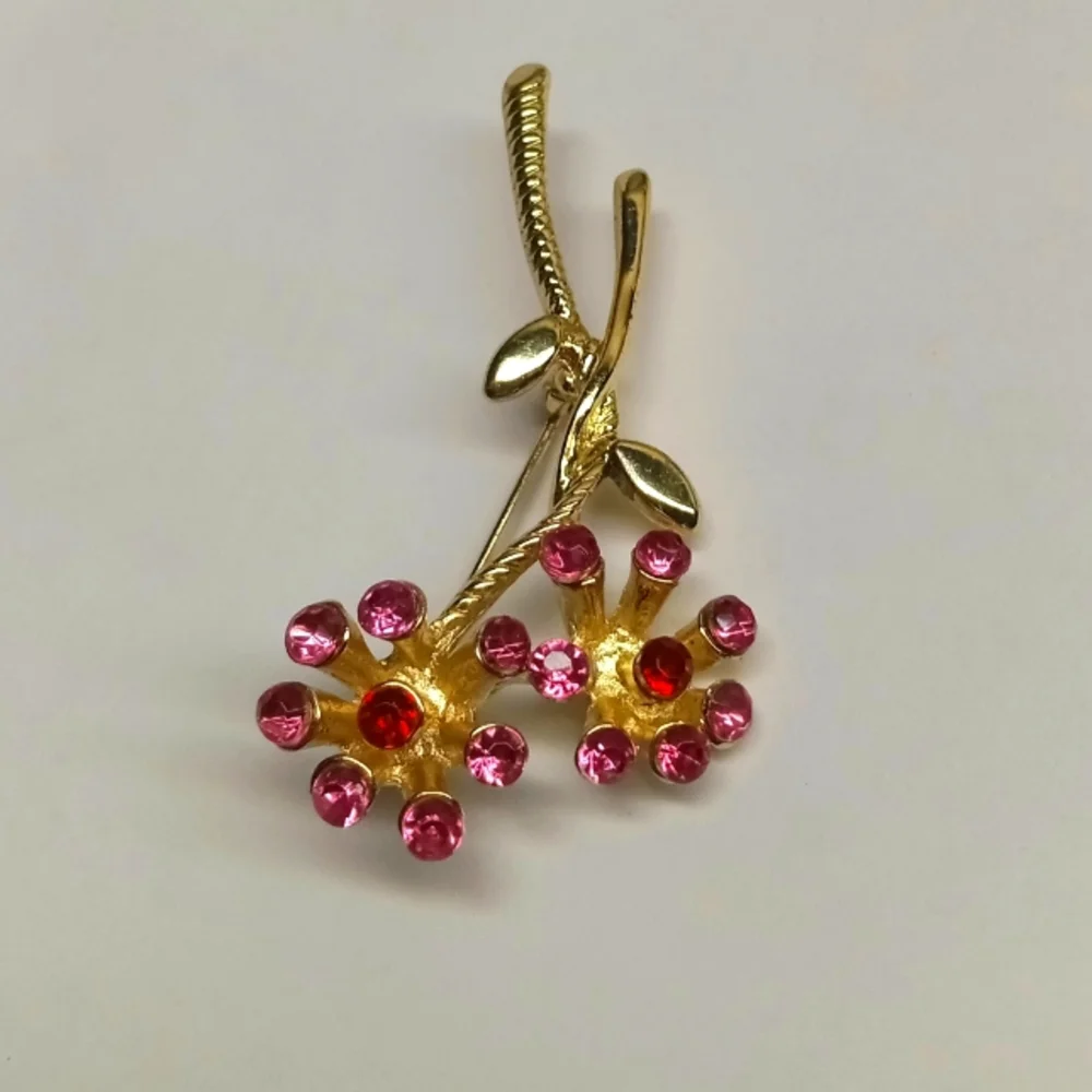 Antique 1940s Austrian pink and red glass gold plated flower brooch - Picture 6 of 8